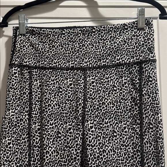 Lilly Pulitzer Leggings - Picture 2 of 6